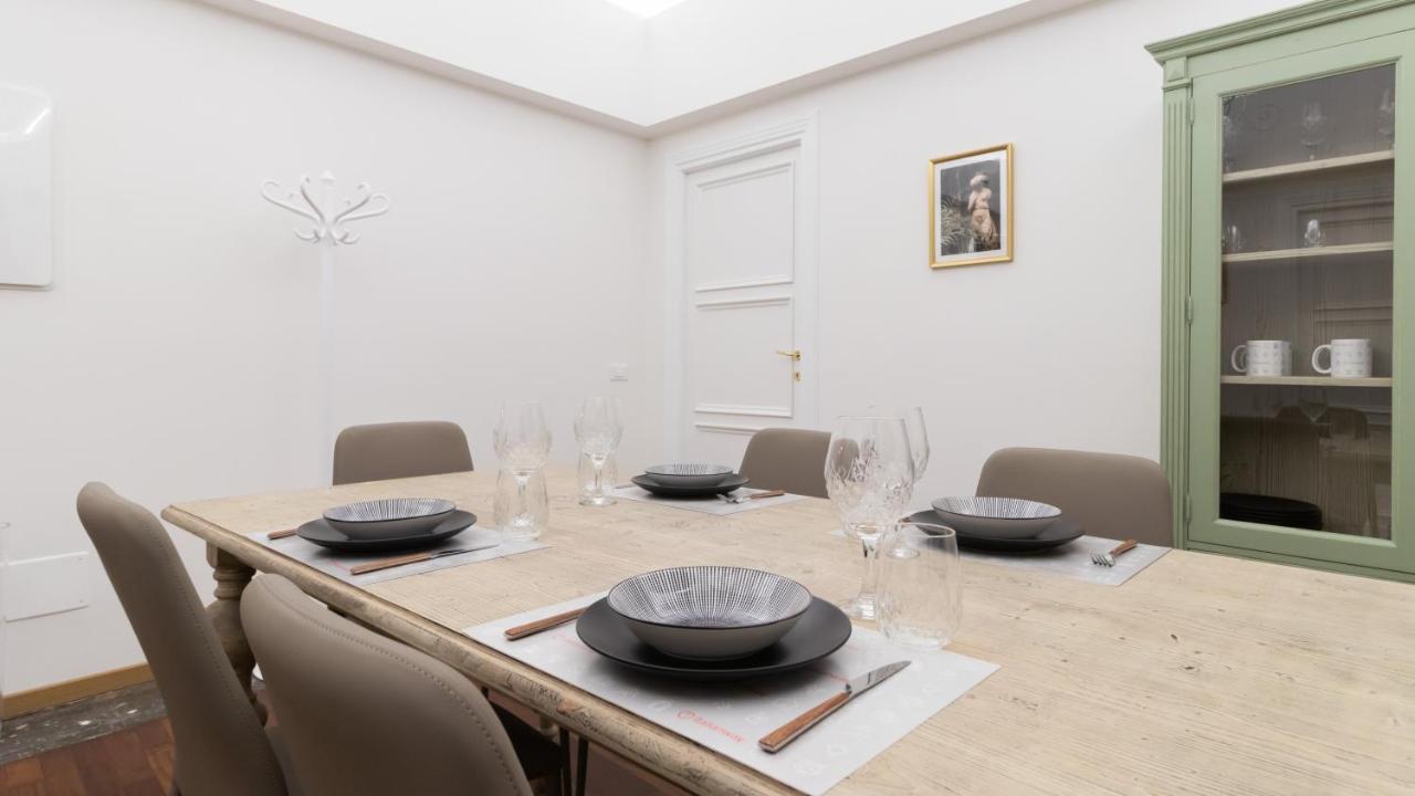 Italianway - Barberini Elegantia Apartments Roma Eksteriør billede